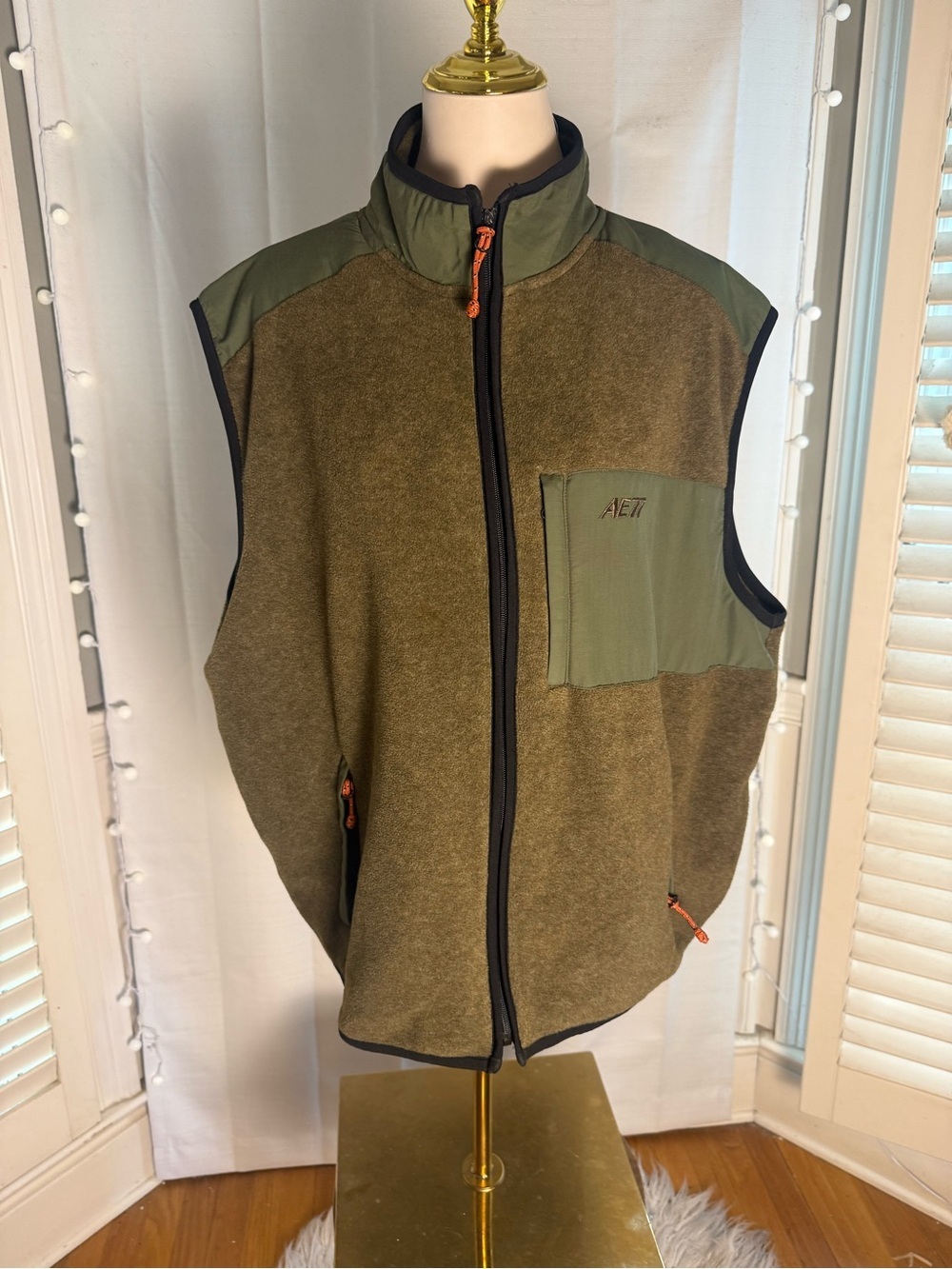 AE77 Performance American Eagle Olive Green Full Zip Fleece Vest Men’s Size XXL